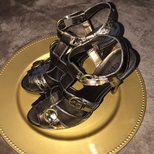 NEW GUESS HEELS/SANDALS